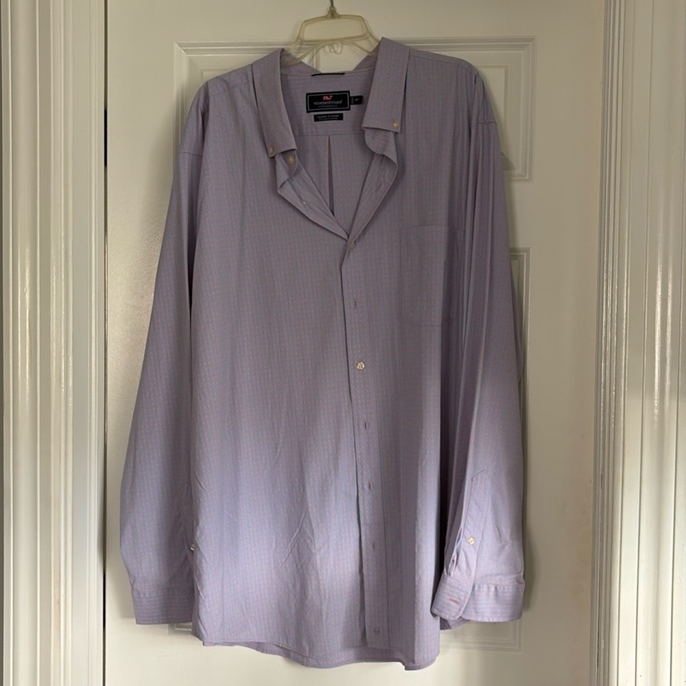 Men’s Vineyard Vine button down